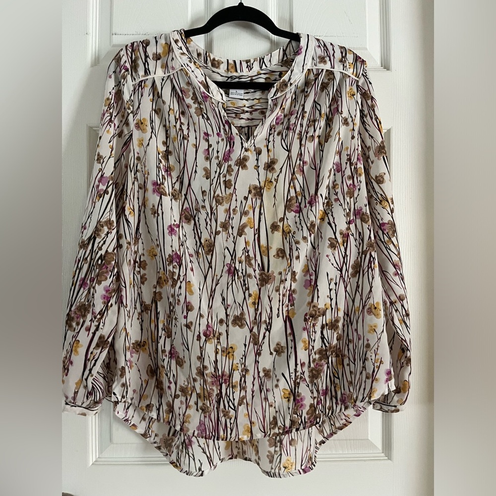 Lightweight Floral V-Neck Blouse - White with Pink & Tan Print